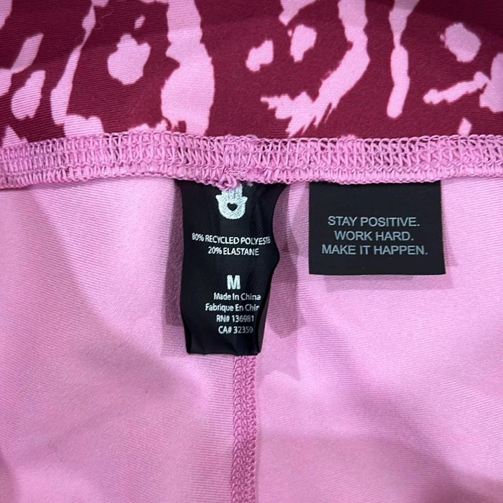 NWT Spiritual Gangster Intent Leggings size medium